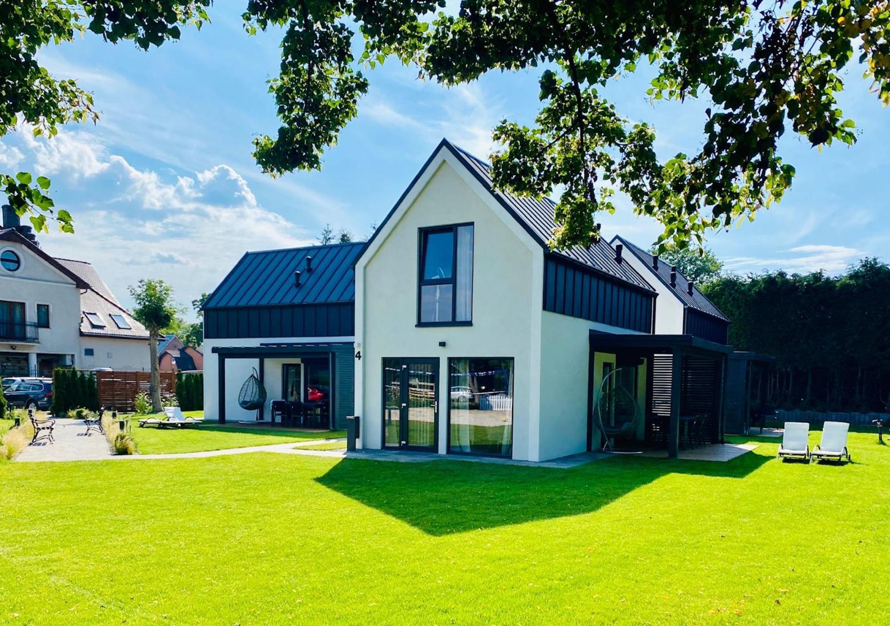 Domki Villa Hoff Resort Trzęsacz Eksteriør bilde